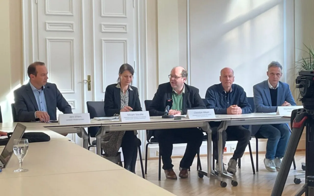 Neue Förderregeln: Niedersachsen stärkt Herdenschutz