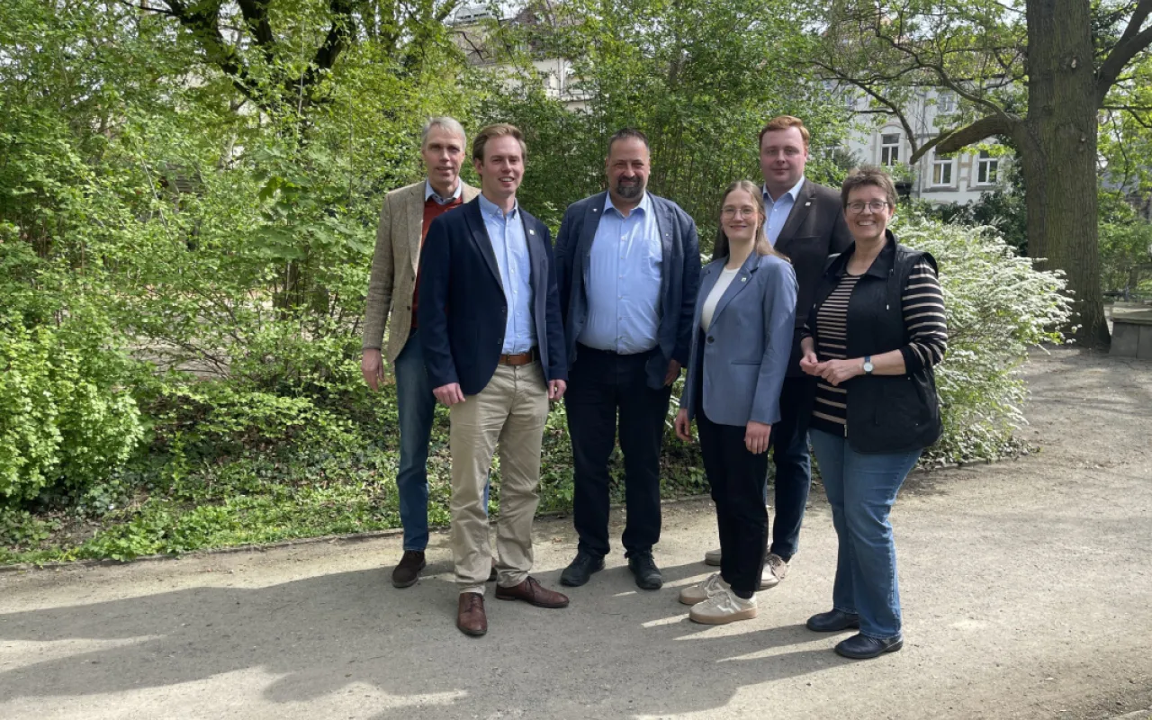 Landvolk Niedersachsen übergibt Stipendien an Junglandwirte